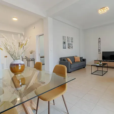 Match Point Apartment, Corfu Town *